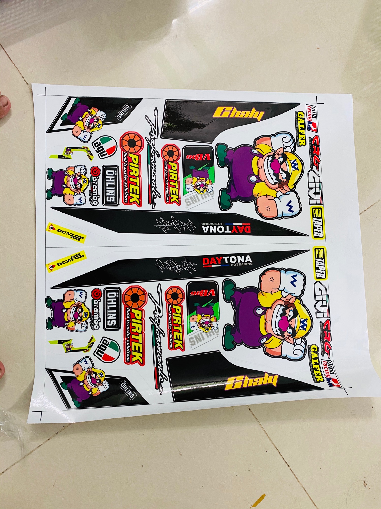 Tem rời Chaly Mario dán xe trắng