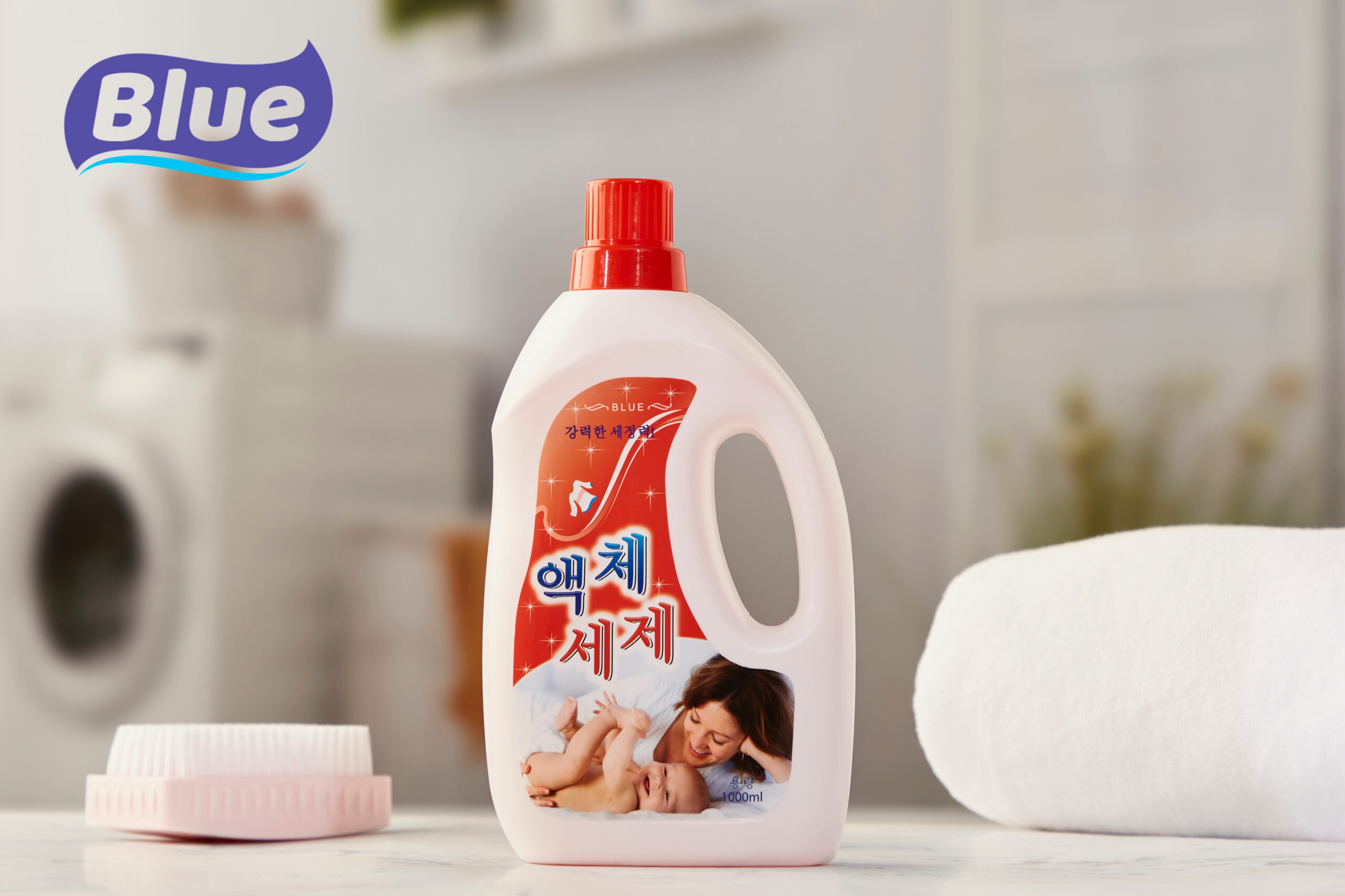 Nước giặt Blue Hàn Quốc can 1L