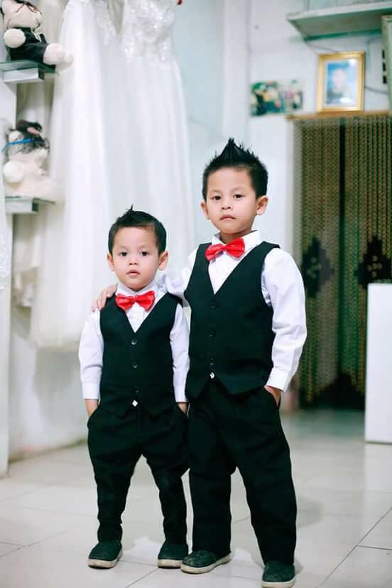Bộ gile âu, vest bé trai - Màu đỏ đô