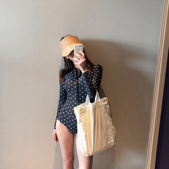 Bikini, đồ bơi 1 mảnh dài tay cao cấp chấm trắng