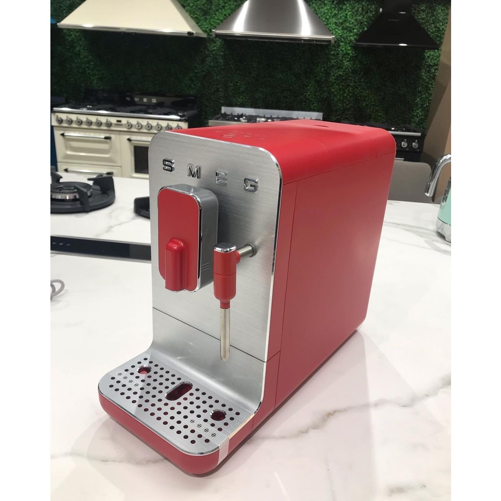 Smeg BCC02RDMEU Red Fully Automatic Coffee Maker, Smeg Coffee Maker, Coffee Maker, Espresso, Cappuccino, Smeg Coffee Machine, Imported from Germany, 12 Month Warranty