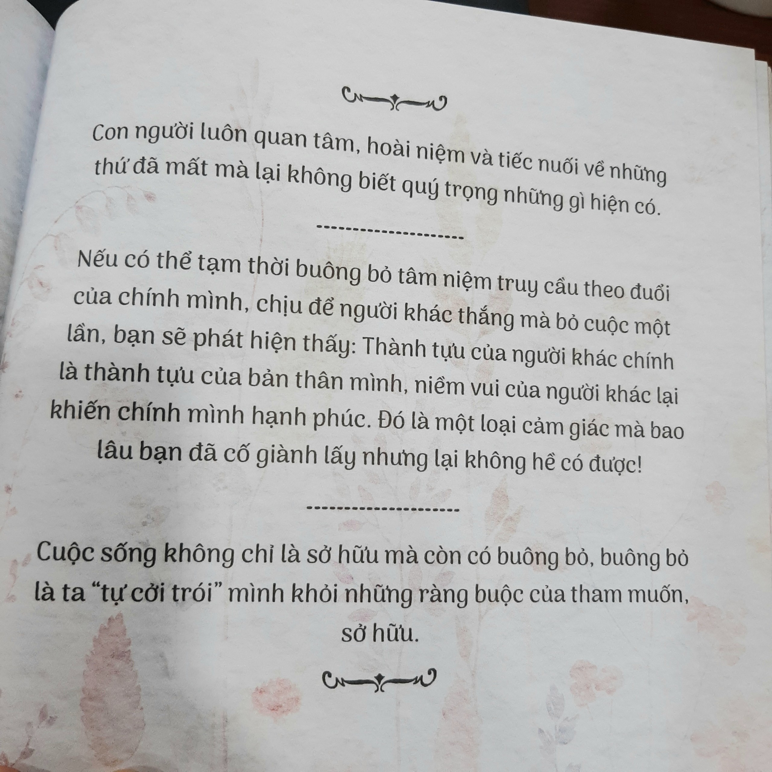 Cùng hạnh phúc - Buông - Dòng sách thực hành