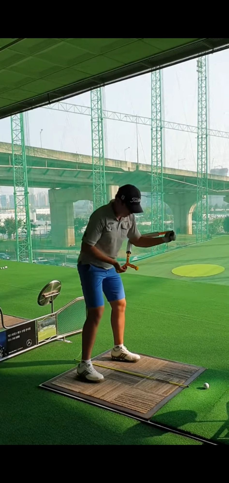 DỤNG CỤ HỖ TRỢ TẬP SWING GOLF