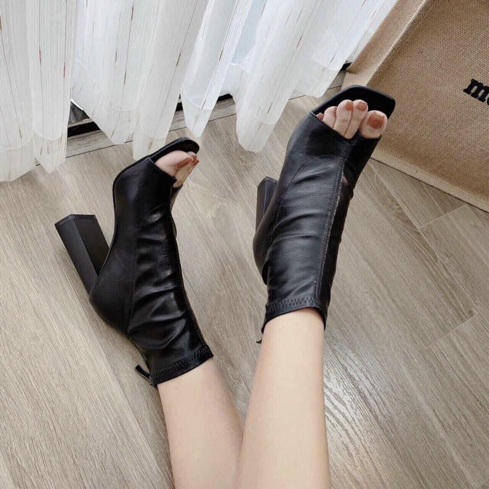 Boot hở mũi xỏ ngón da siêu mềm
