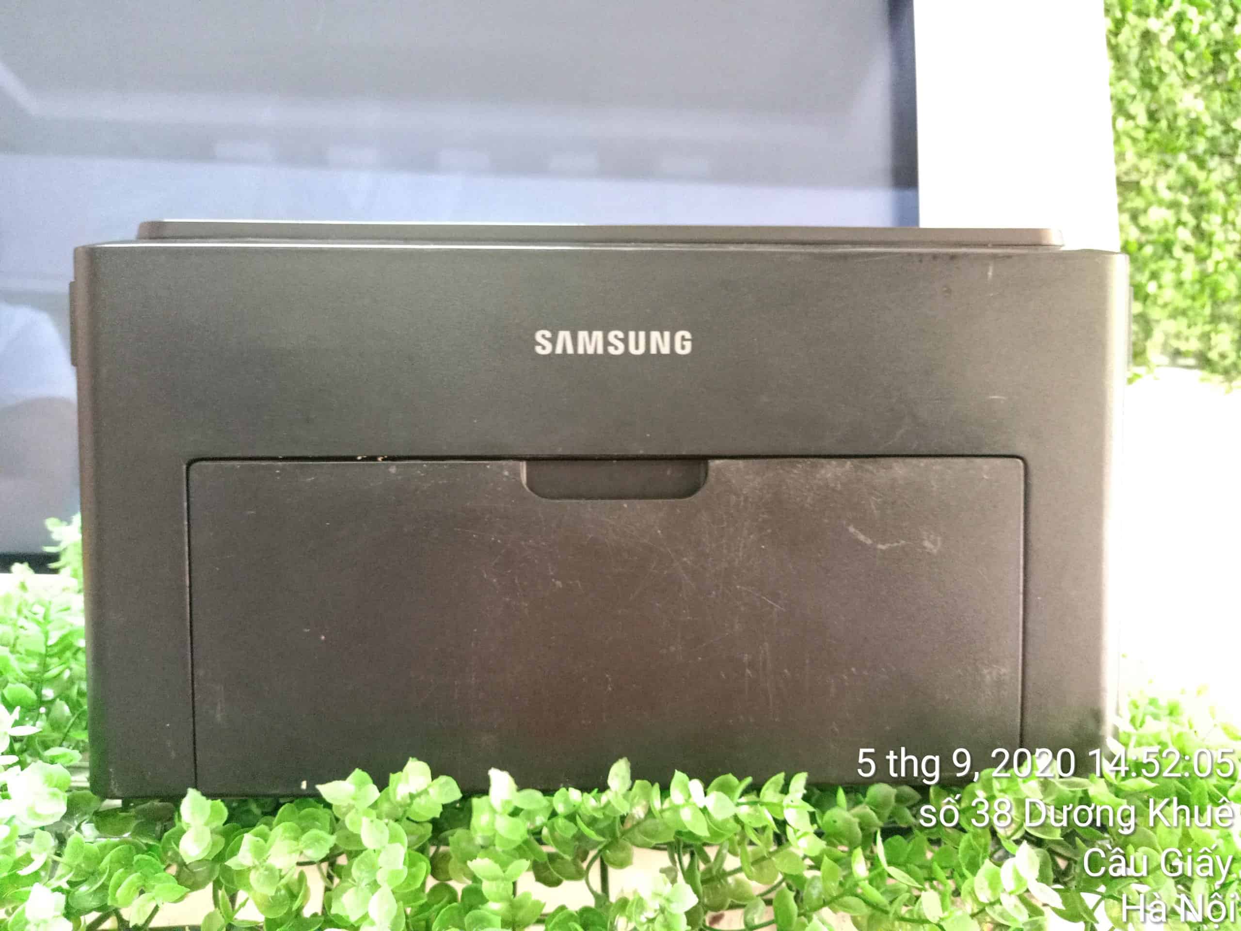 Máy in Samsung ML - 1640 ( Tặng hộp mực , dây nguồn , dây USB mới )
