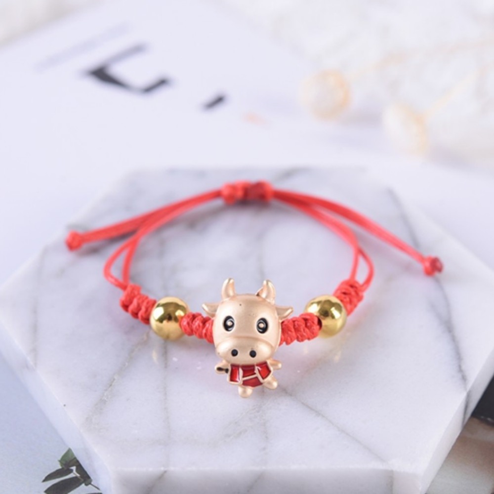 Vòng Tay Bện Dây Đỏ Chú Trâu May Mắn