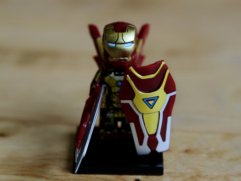 Mô hình iron man full amor đỏ