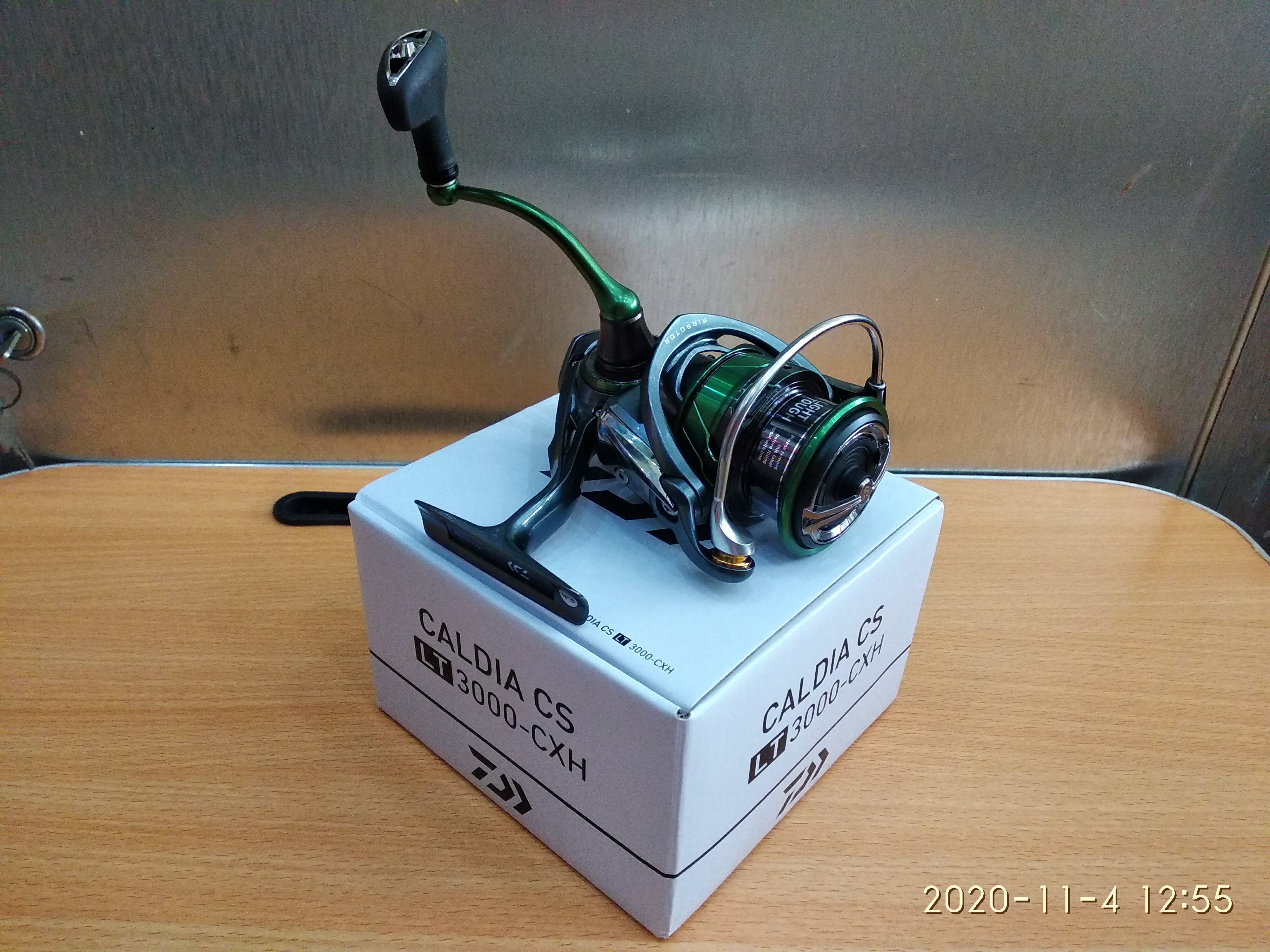 Máy Câu Cá Daiwa Caldia CS LT 3000-CXH - Máy Đứng