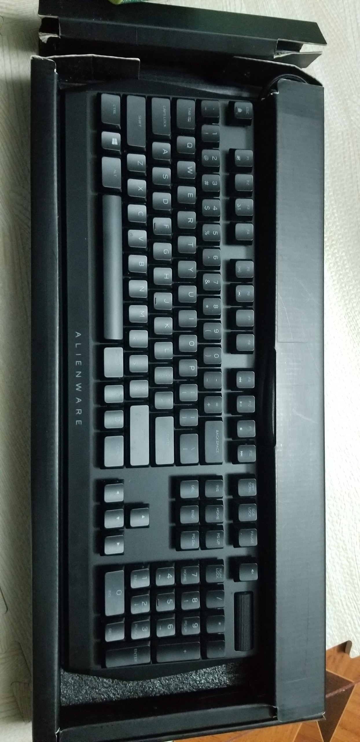 Bàn phím Alienware AW510K CHERRY MX Low Profile Red Switch Gaming