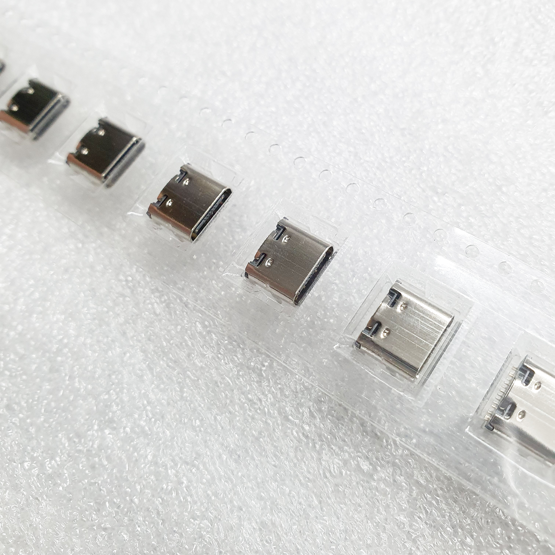(4 Cái) - Chân Sạc Cổng USB 3.1 Type-C 6P - 6P SMD