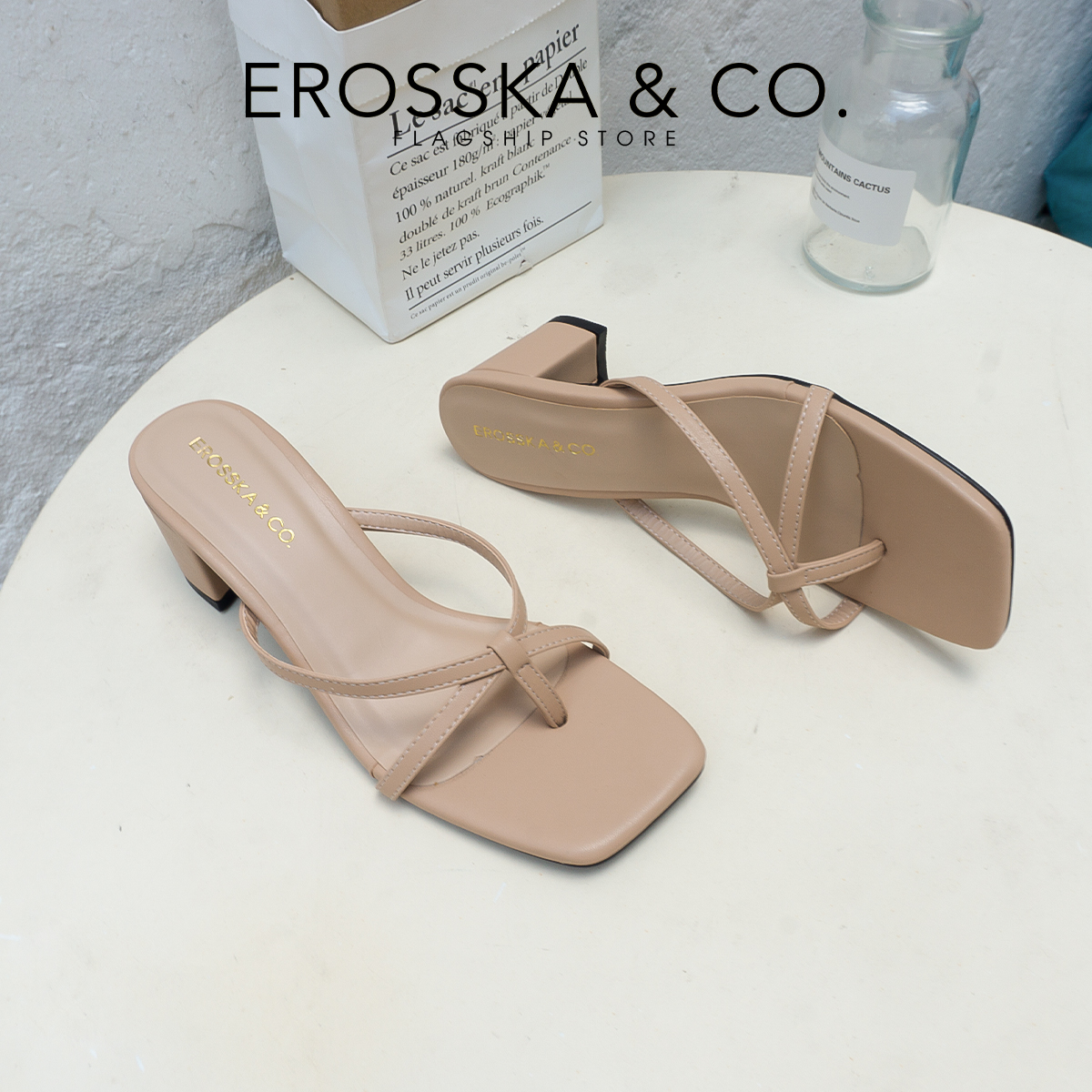 Dép cao gót Erosska xỏ ngón phối dây kiểu dáng Hàn Quốc cao 5cm màu đen - EM075