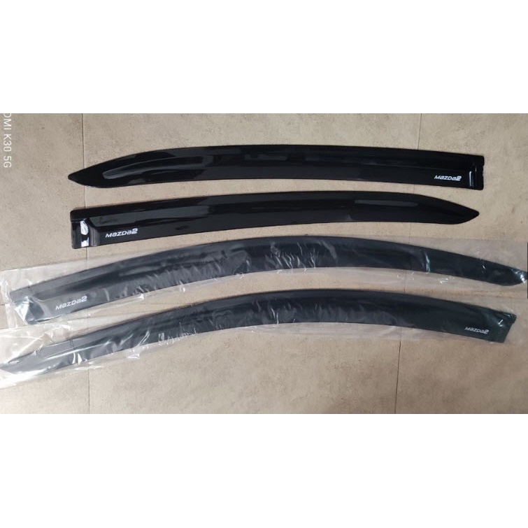 Vè che mưa Mazda 2 2015-2022