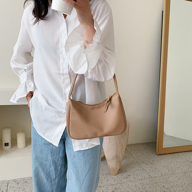 (Mới) Túi kẹp nách nữ da trơn siêu mềm D896
