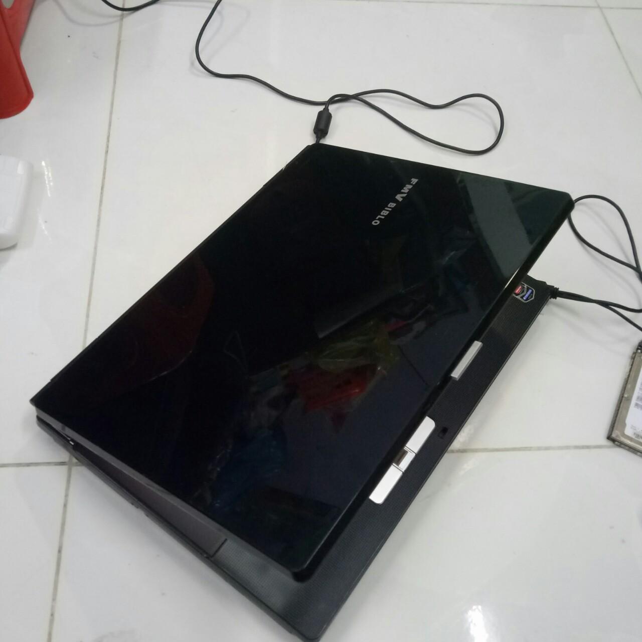 LAPTOP. KHO FUJISU FMV BBILO