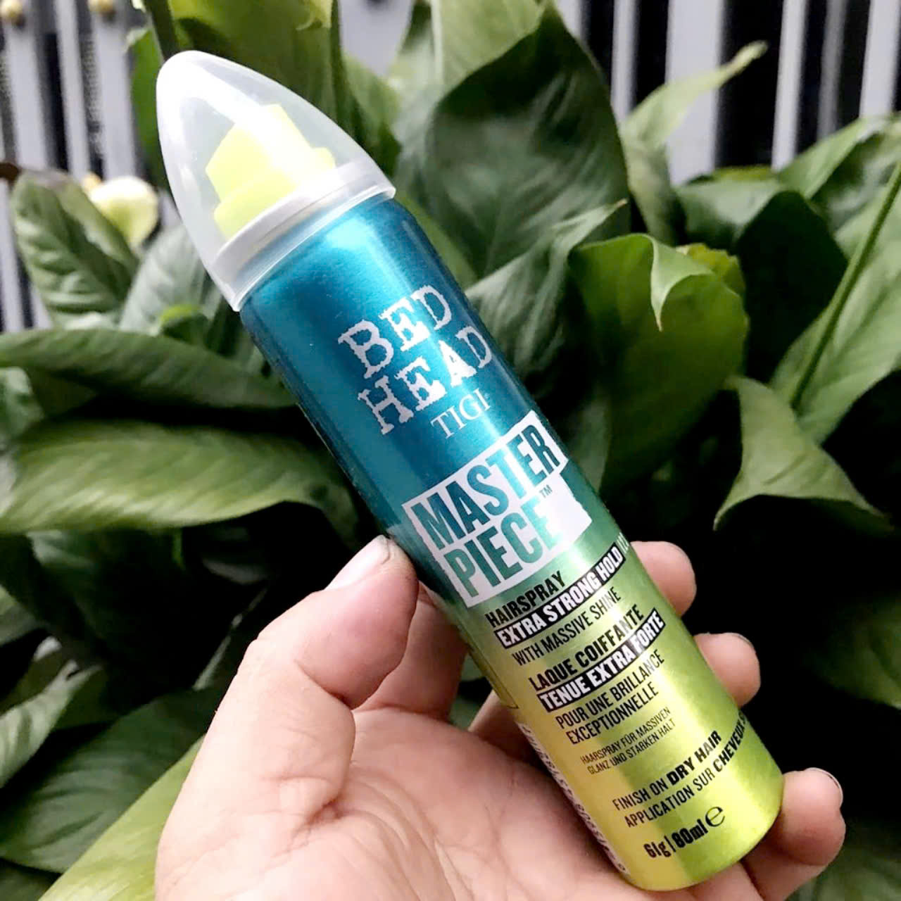 Keo xịt tóc giữ nếp cứng vừa tạo bóng - Tigi Bed Head Masterpiece shine hairspray 340ml