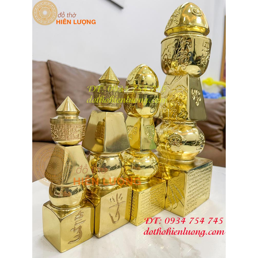 Tháp ngũ hành bằng đồng