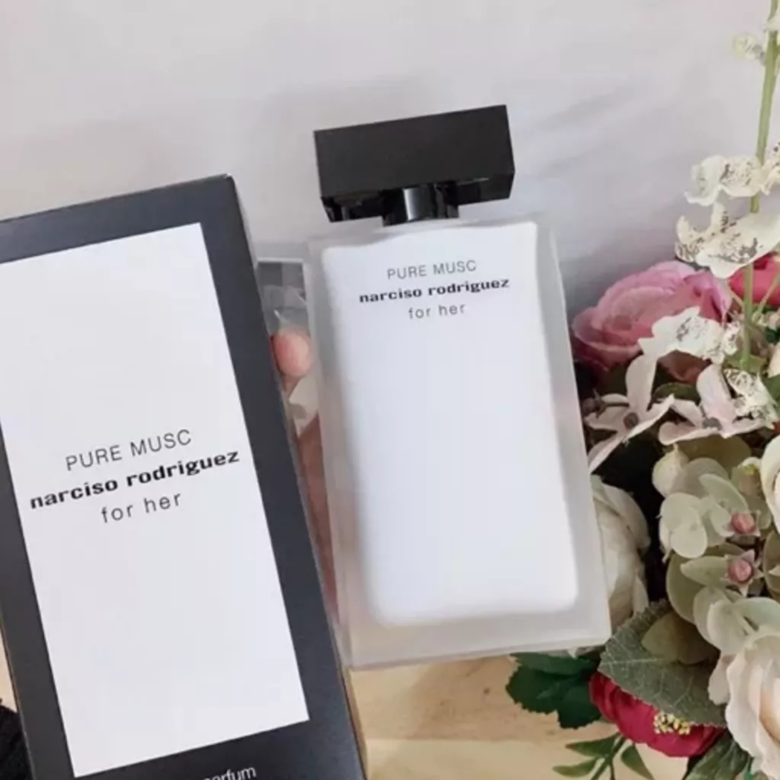 Nước Hoa Nữ Pure Musc ( Nar Trắng ) (chiết 10ml - 20ml)