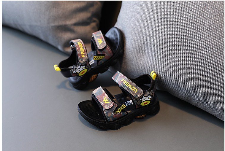 [HCM]giày dép sandal bé trai 2--5T