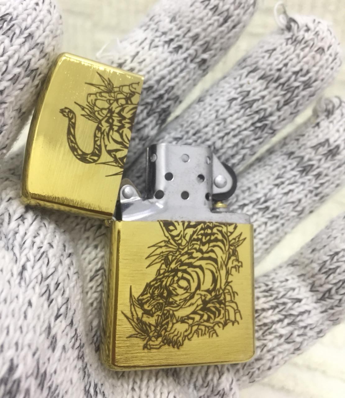 Bật Lửa Zippo Hình Hỗ