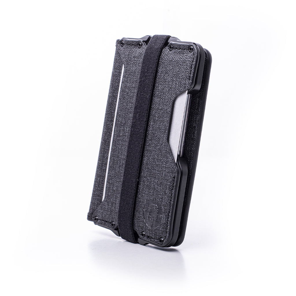 DANGO D03 DAPPER™ BIFOLD WALLET