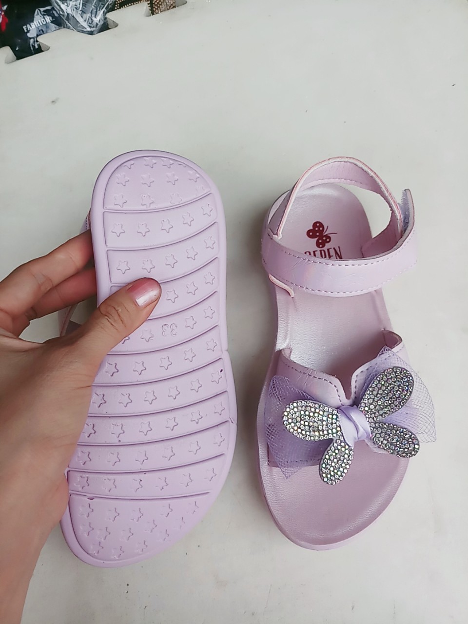 dép sandal trẻ em