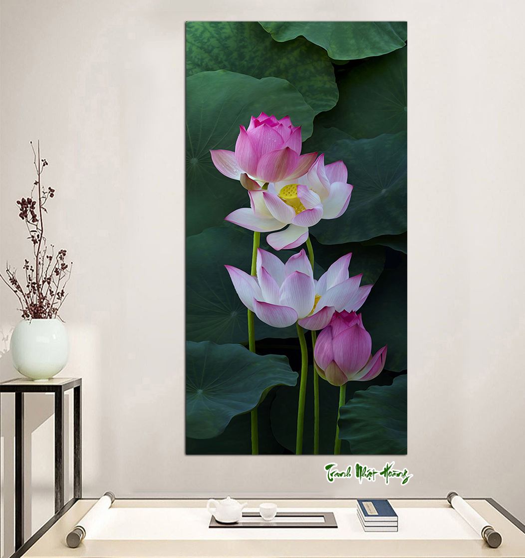 Tranh dán tường hoa sen khổ đứng
