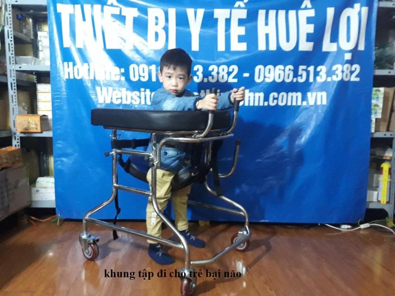 Khung tập đi cho trẻ em bại não và yếu chân tốt nhất