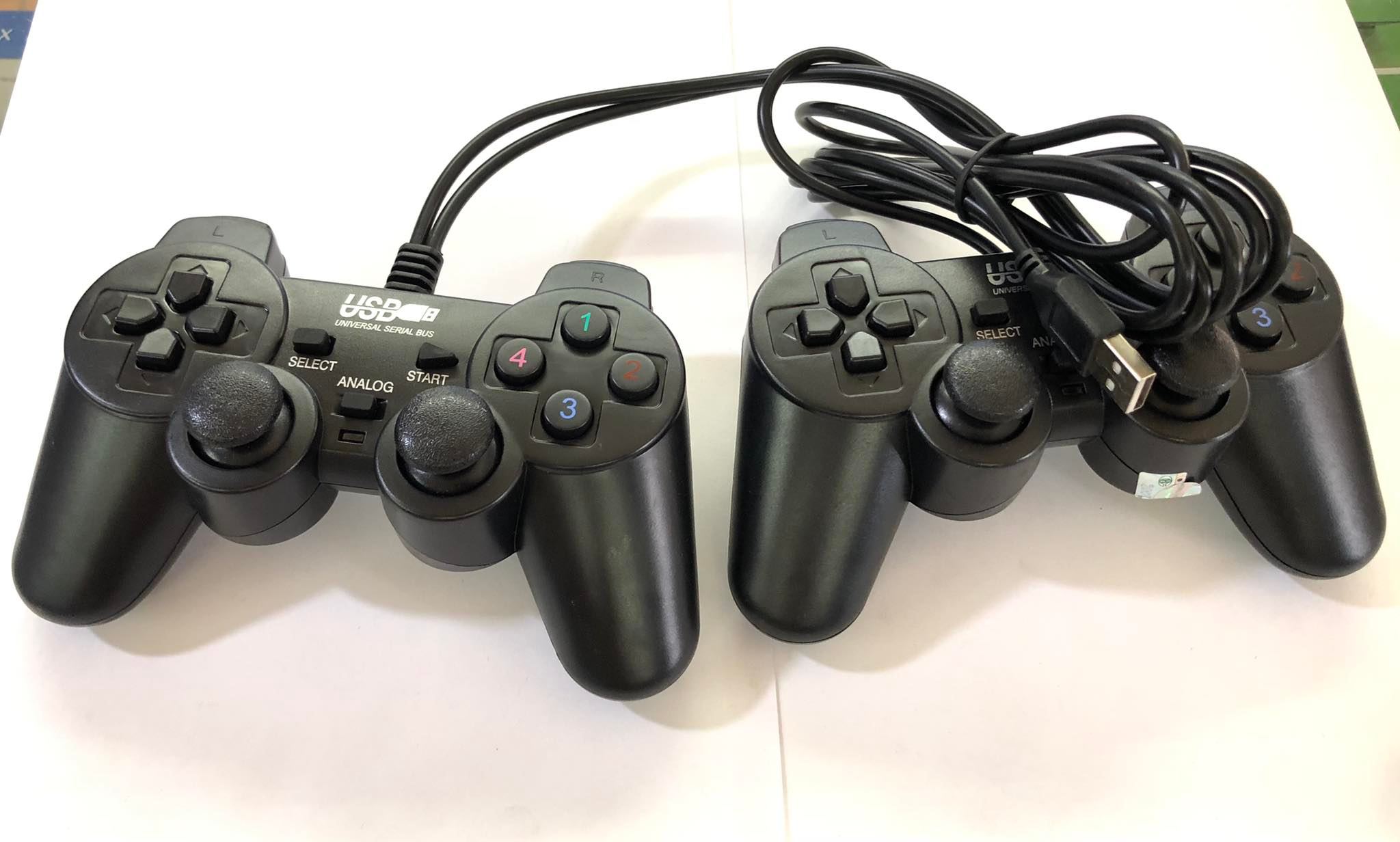 Tay Cầm Chơi Game ĐÔI EW-2008D có rung