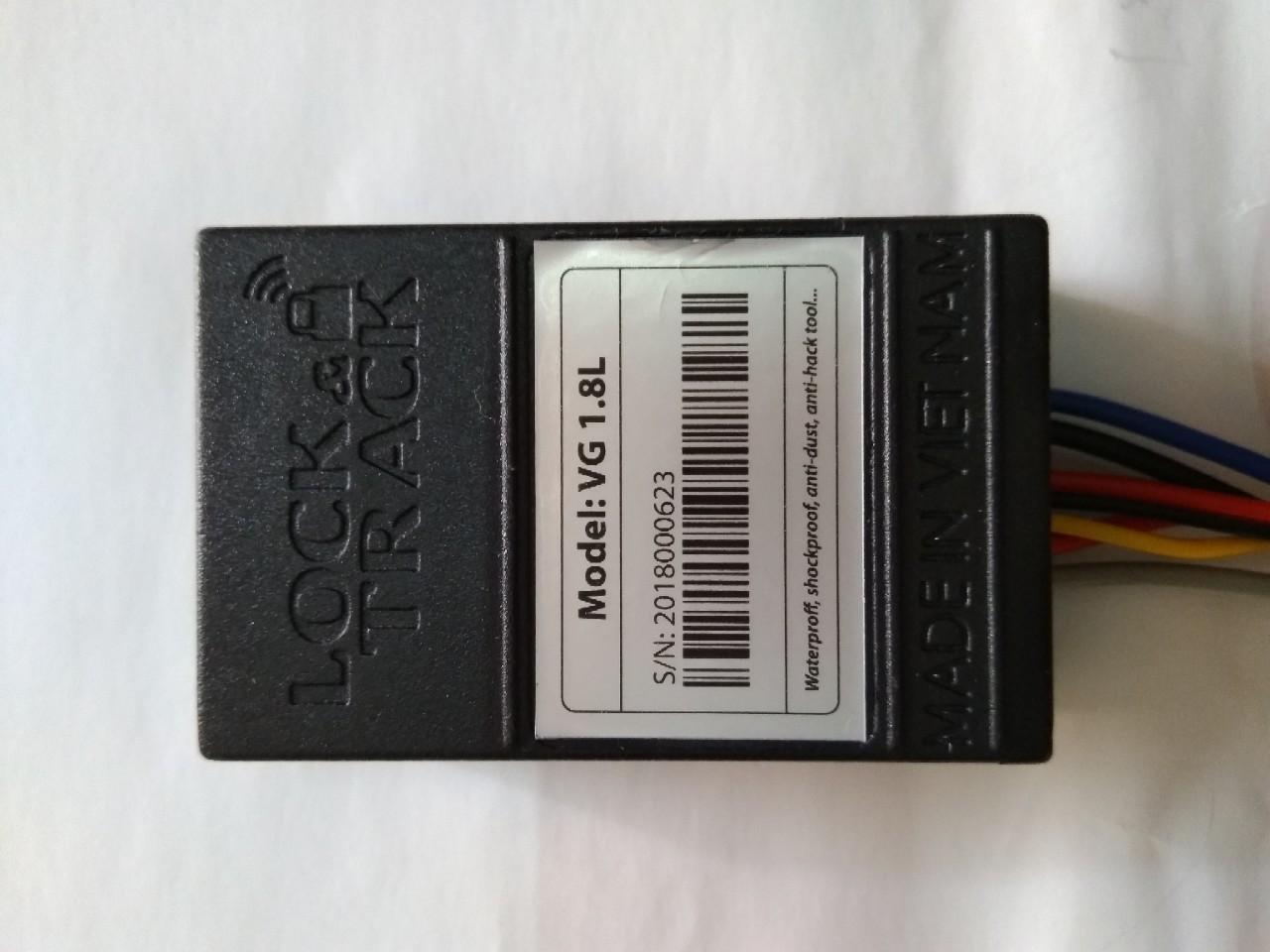 Khóa chống trộm xe máy bằng thẻ từ Lock&Track