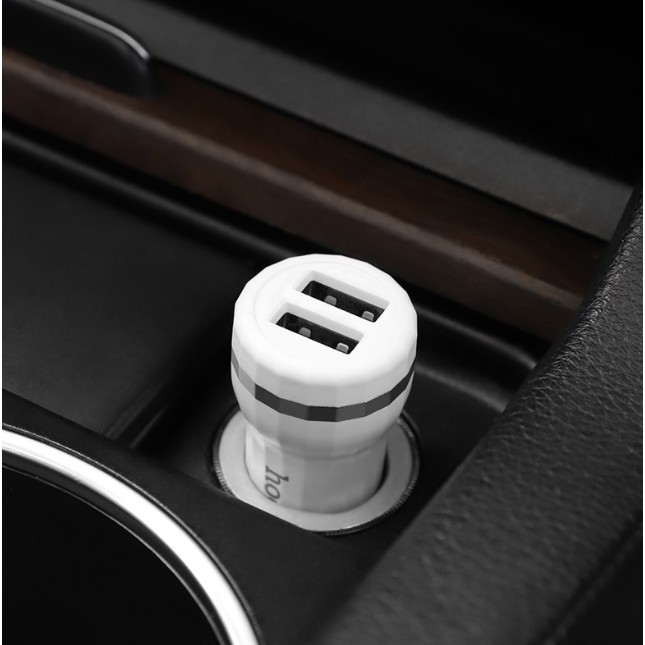 Tẩu sạc trên oto HOCO Z27 5V/2.4A