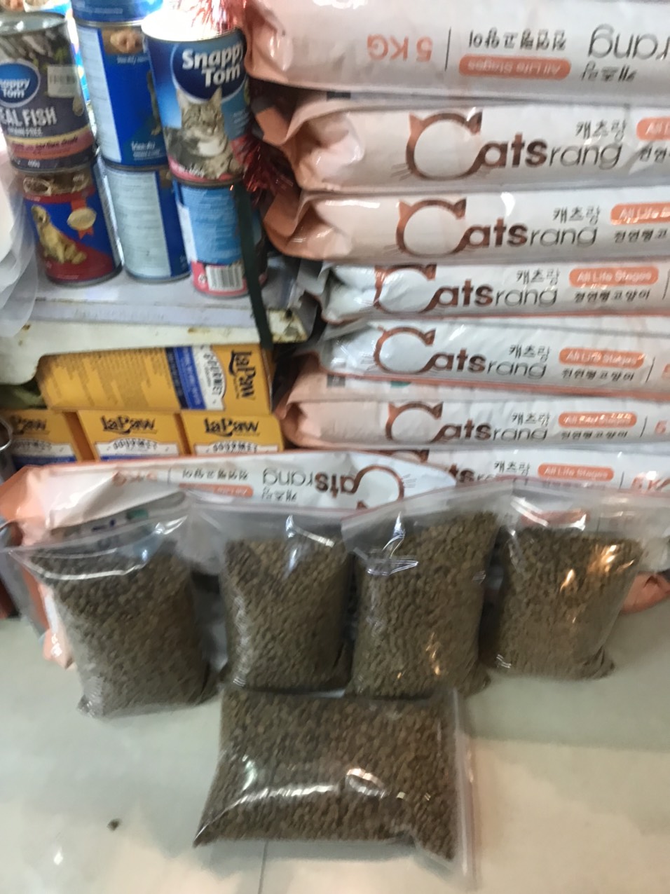 Catsrang-thức ăn cho mèo mọi lứa tuổi 1kg.