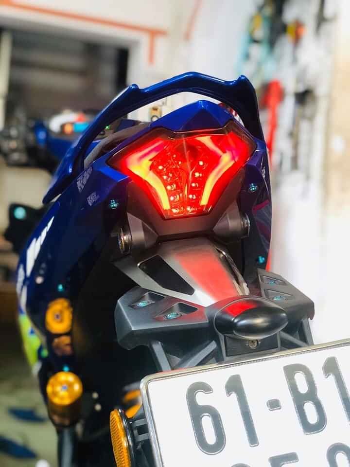 Đèn hậu led tích hợp nhan ex150