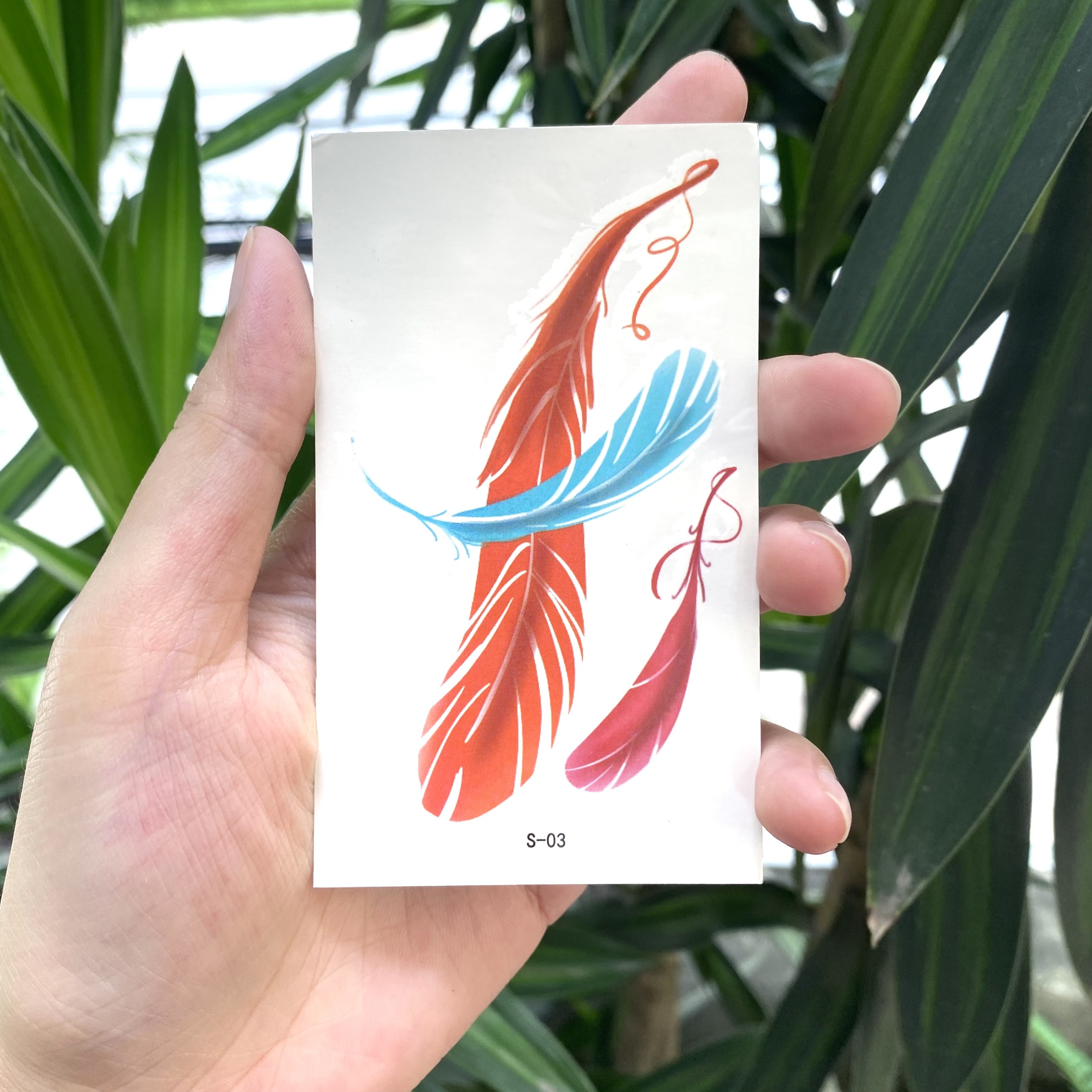 Hình xăm dán BOSS TATOO lông vũ, hình dán tạm thời lên hình ngay, không chống nước, size mini 10x6cm, đọc kỹ mô tả