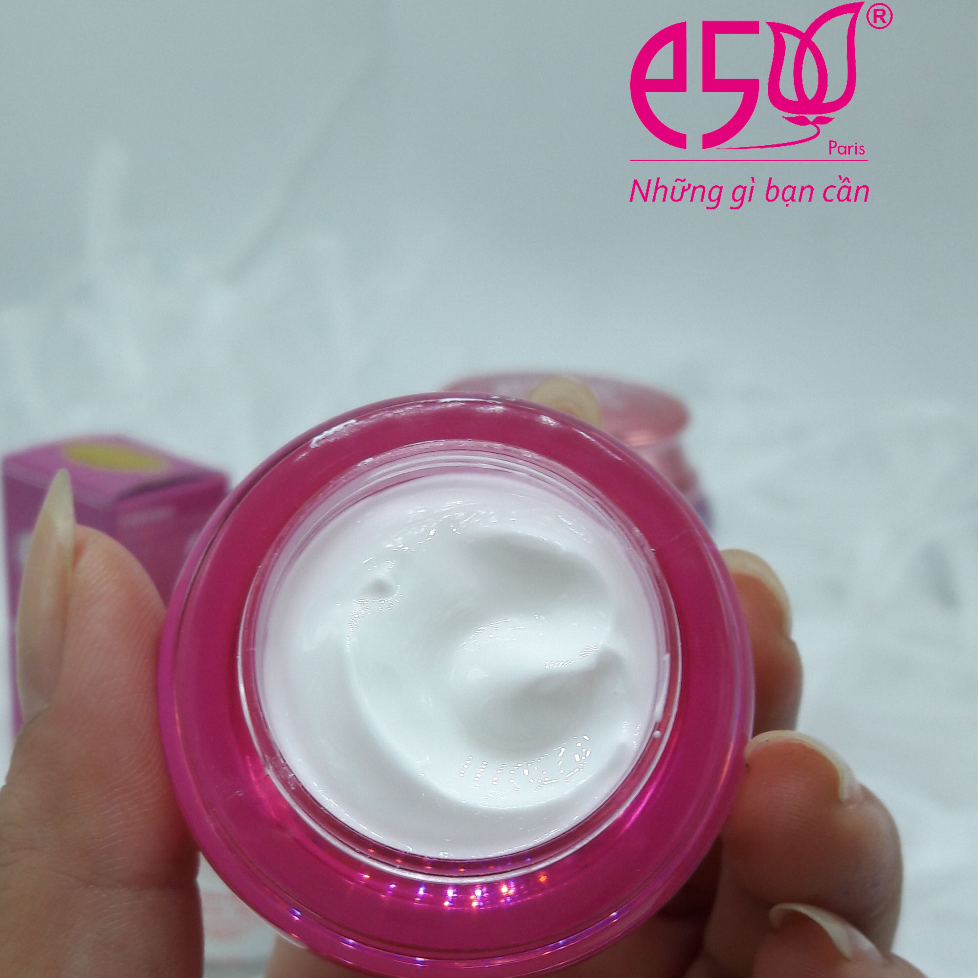 KEM DƯỠNG DA TRẮNG HỒNG (18g,30g) E5