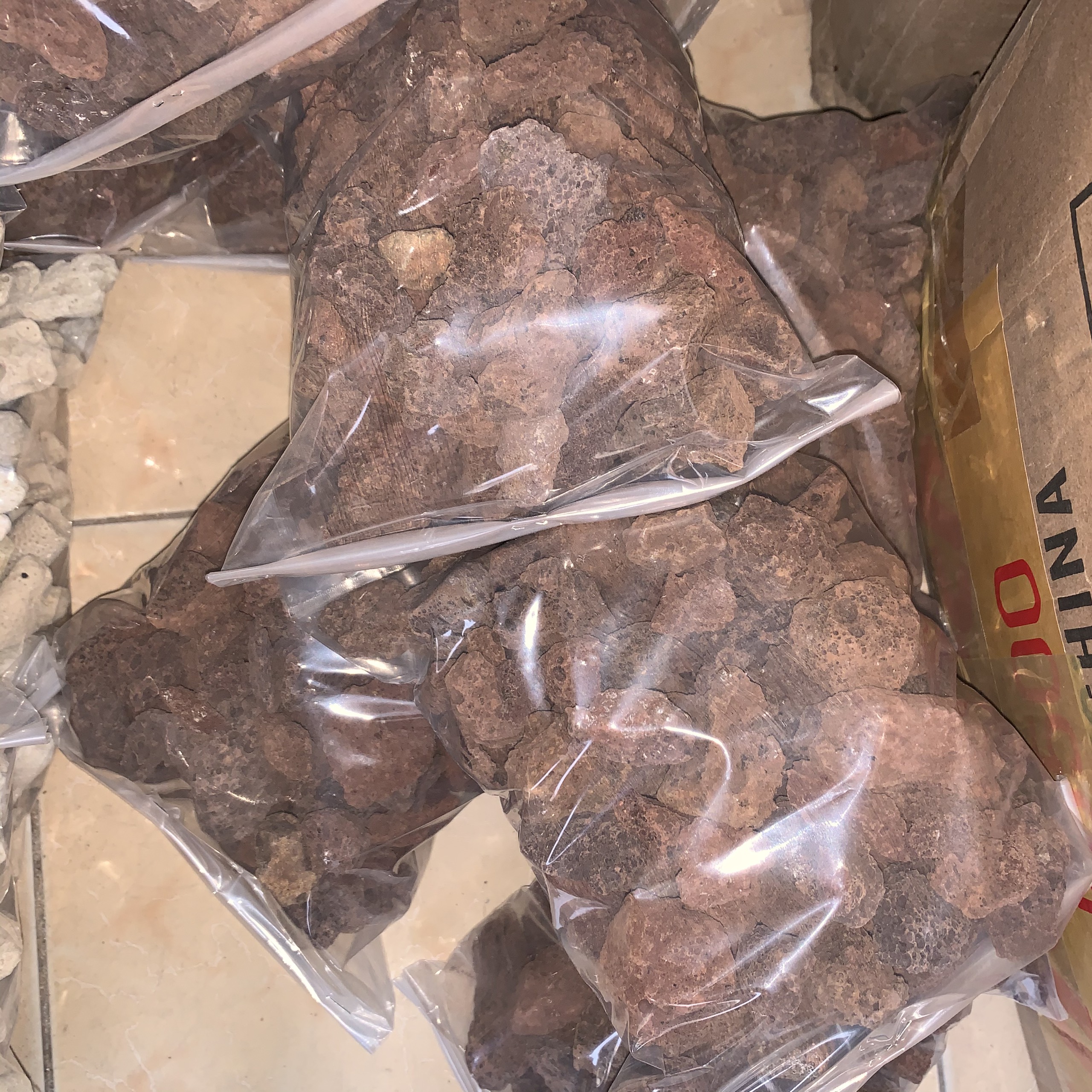 [HCM]1KG NHAM THẠCH NÚI LỬA LỌC NƯỚC HỒ CÁ