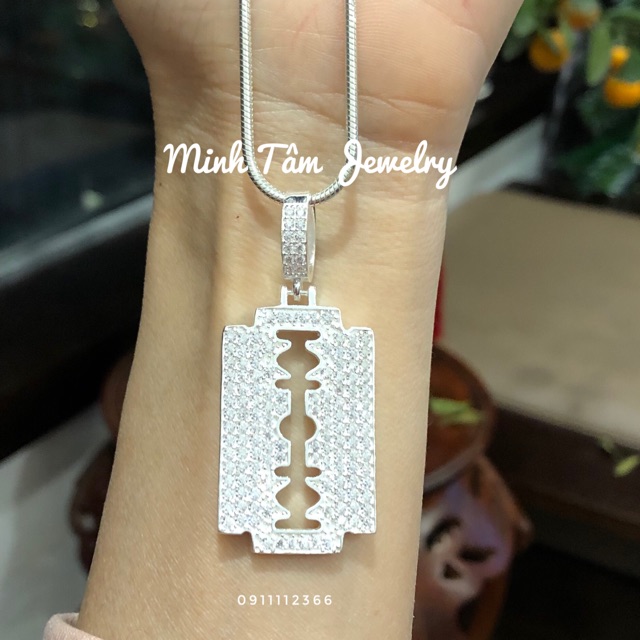Mặt dây chuyền hình dao lam bạc ta gắn đá cao cấp
