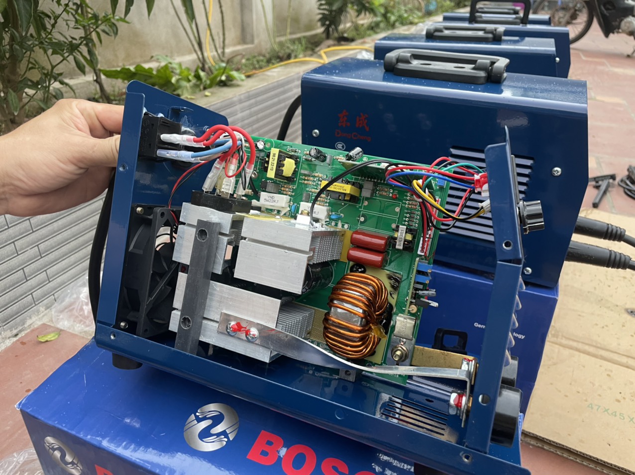 Máy hàn điện tử mini MMA 200E