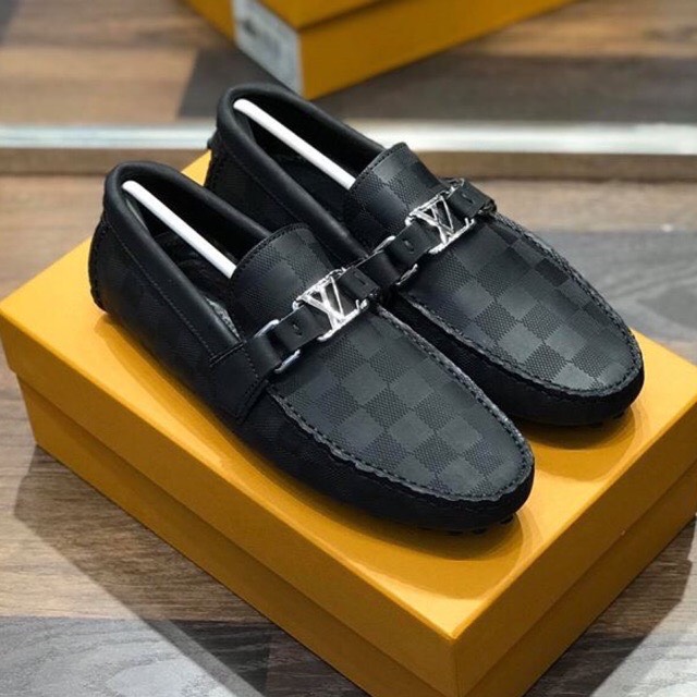 giày nam lười gắn logo sáng nổi bật from ôm