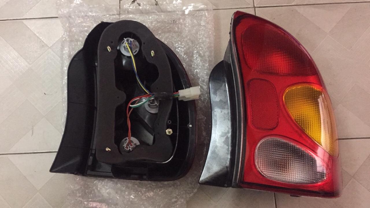 Đèn hậu Daewoo Lanos