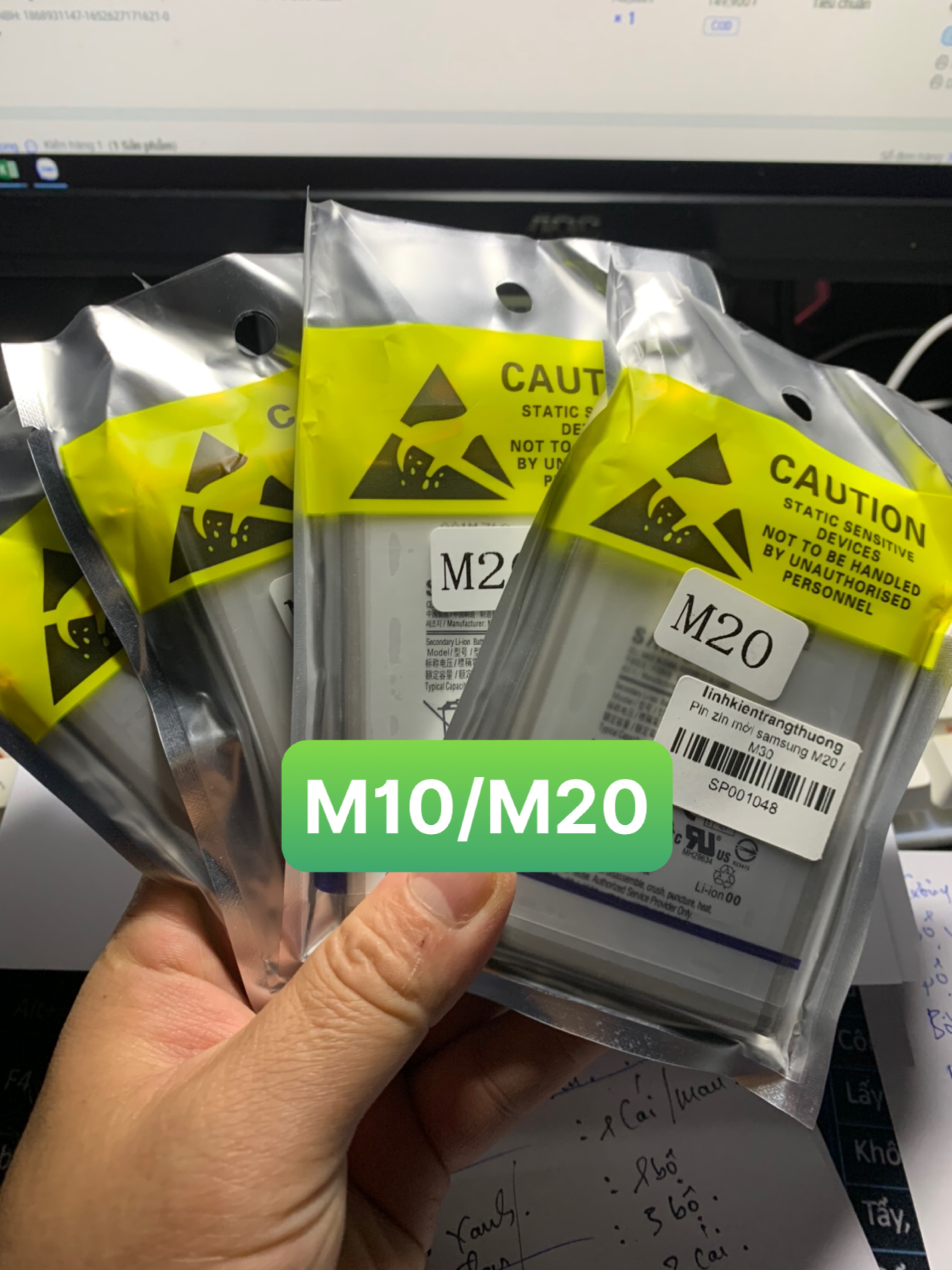 Pin samsung m10 / m20 hàng zin