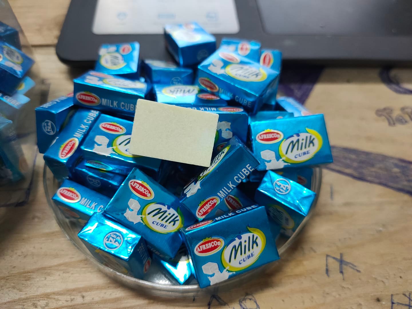 [ Sẵn hàng ] Combo 60 viên Kẹo viên sữa chua MILK / CHOCO CUBE siêu ngon