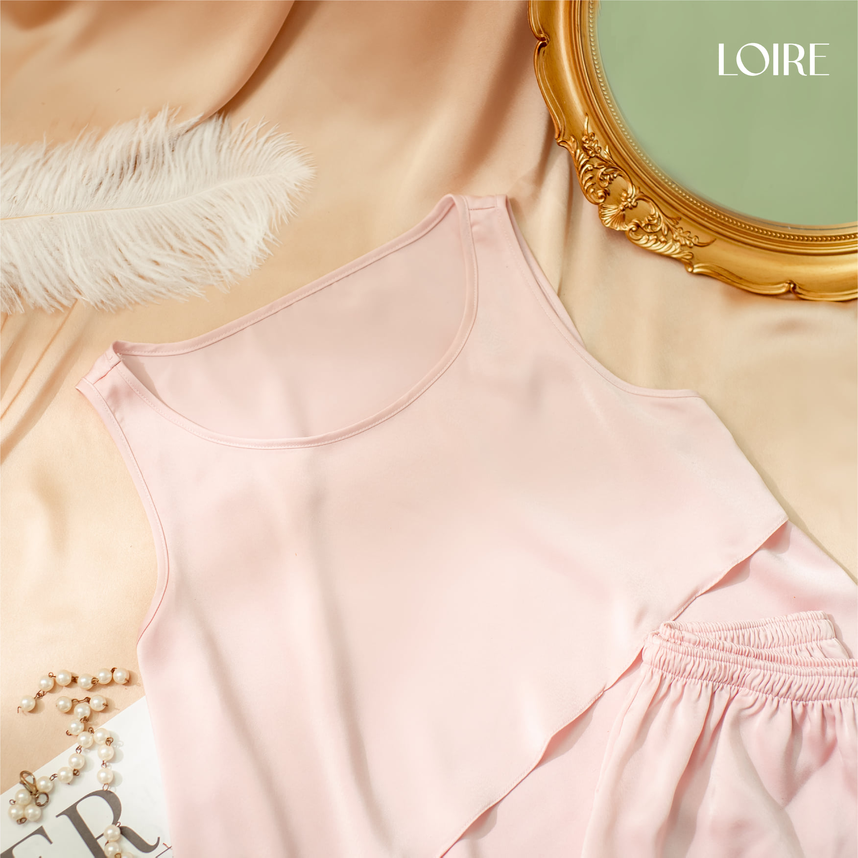 Bộ Đồ Ngủ Lụa Cách Điệu Sóng Lụa Phối Ren Loirechic BNC06