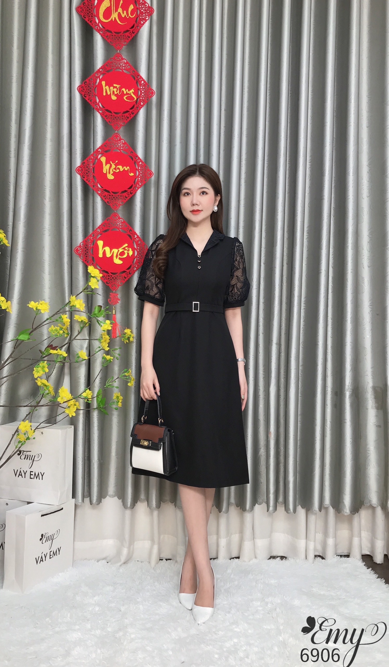 Đầm EMY EM6906  Xoè A Ren