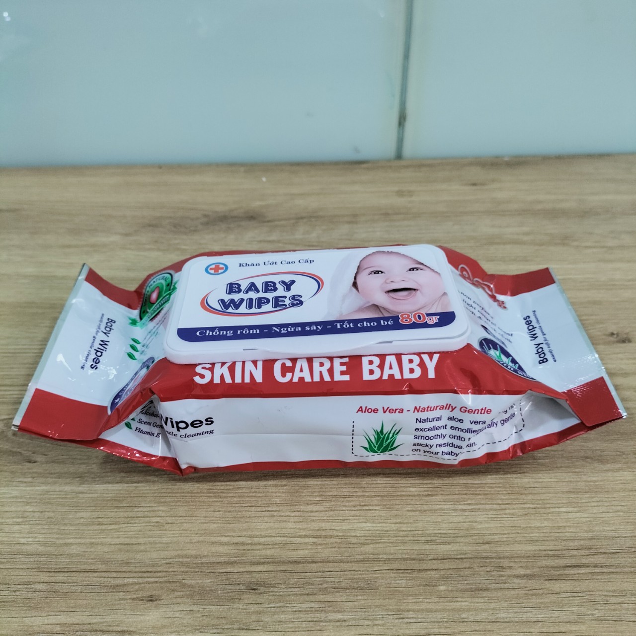 Khăn Giấy Ướt Baby Wipes Có Mùi (Đỏ) 80gr