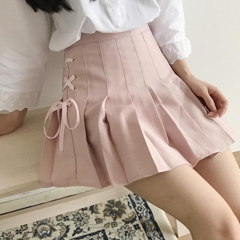 Chân váy xếp ly buộc nơ dễ thương