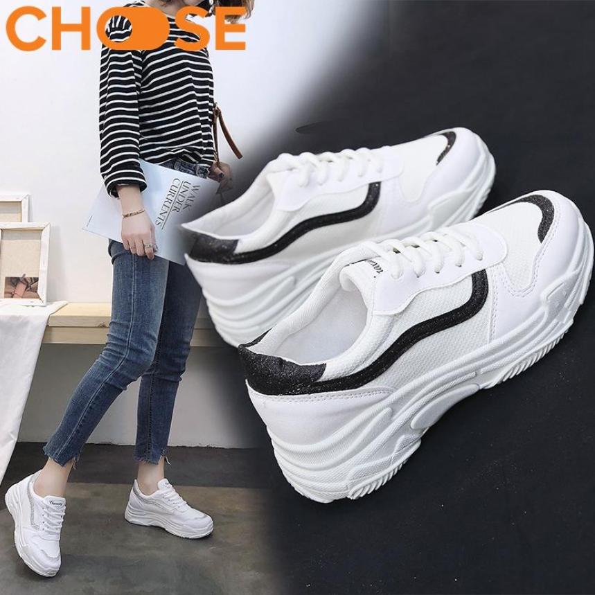 Giày Nữ Sneaker Đế Độn Giày Thể Thao Nữ Giày Bata Giày Lười Màu Trắng Mẫu Mới Mùa Hè Phối Viền Phong Cách Năng Động Mới 2907 giá rẻ