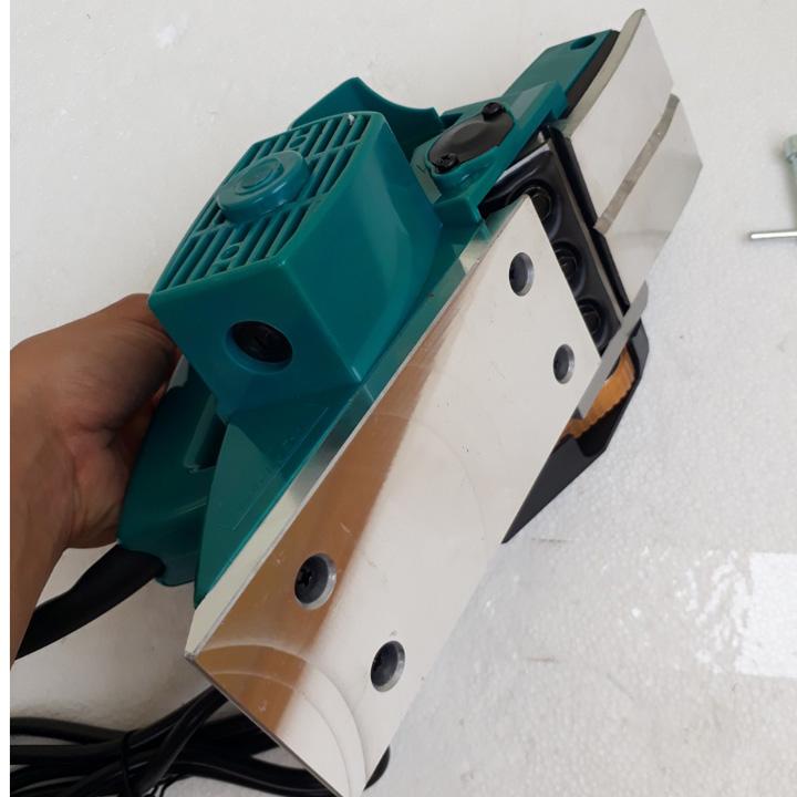 MÁY BÀO GỖ MAKITA N1900B