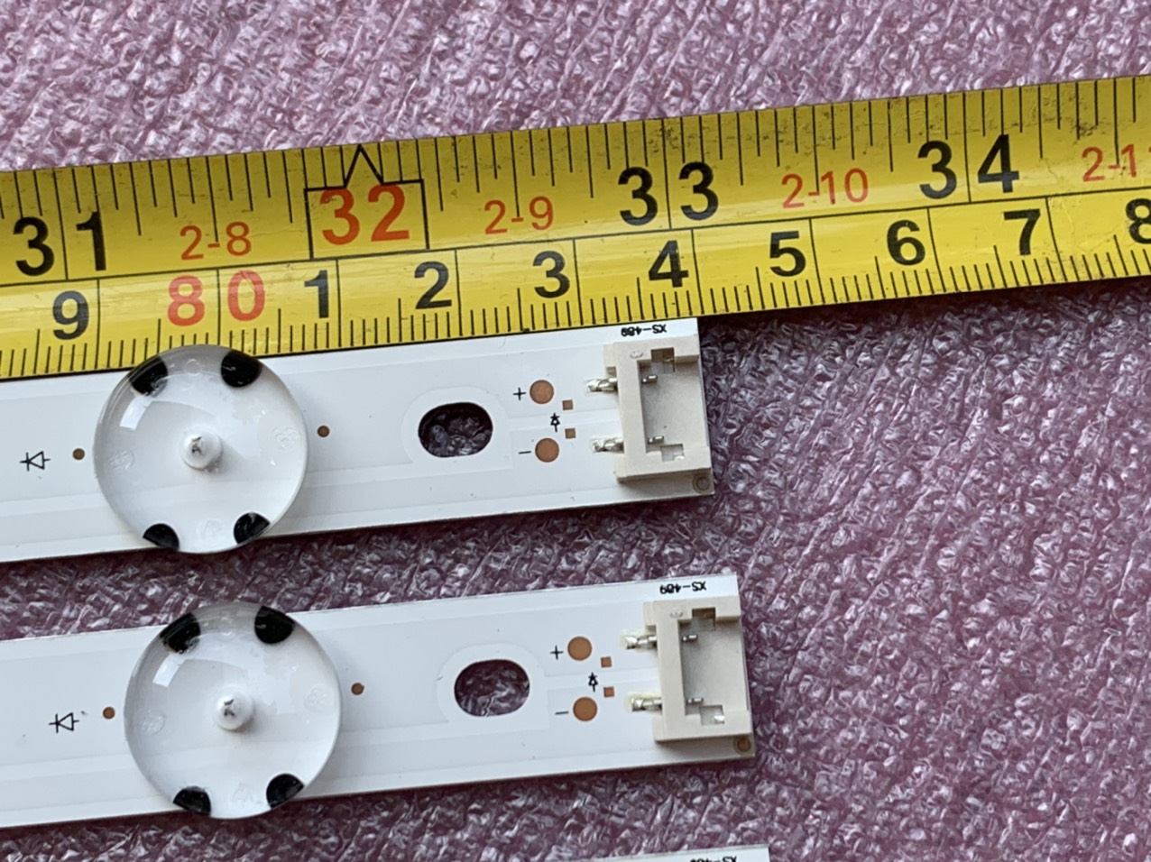 THANH LED TIVI LG 43LH570 SVC430A39_Rev04_7LED_160913 HÀNG MỚI 100%, BỘ 3 THANH, MỖI THANH 7 BÓNG 3V, DÀI 85cm