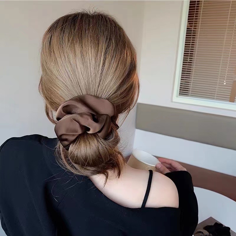 Smooth fabric scrunchies hair band