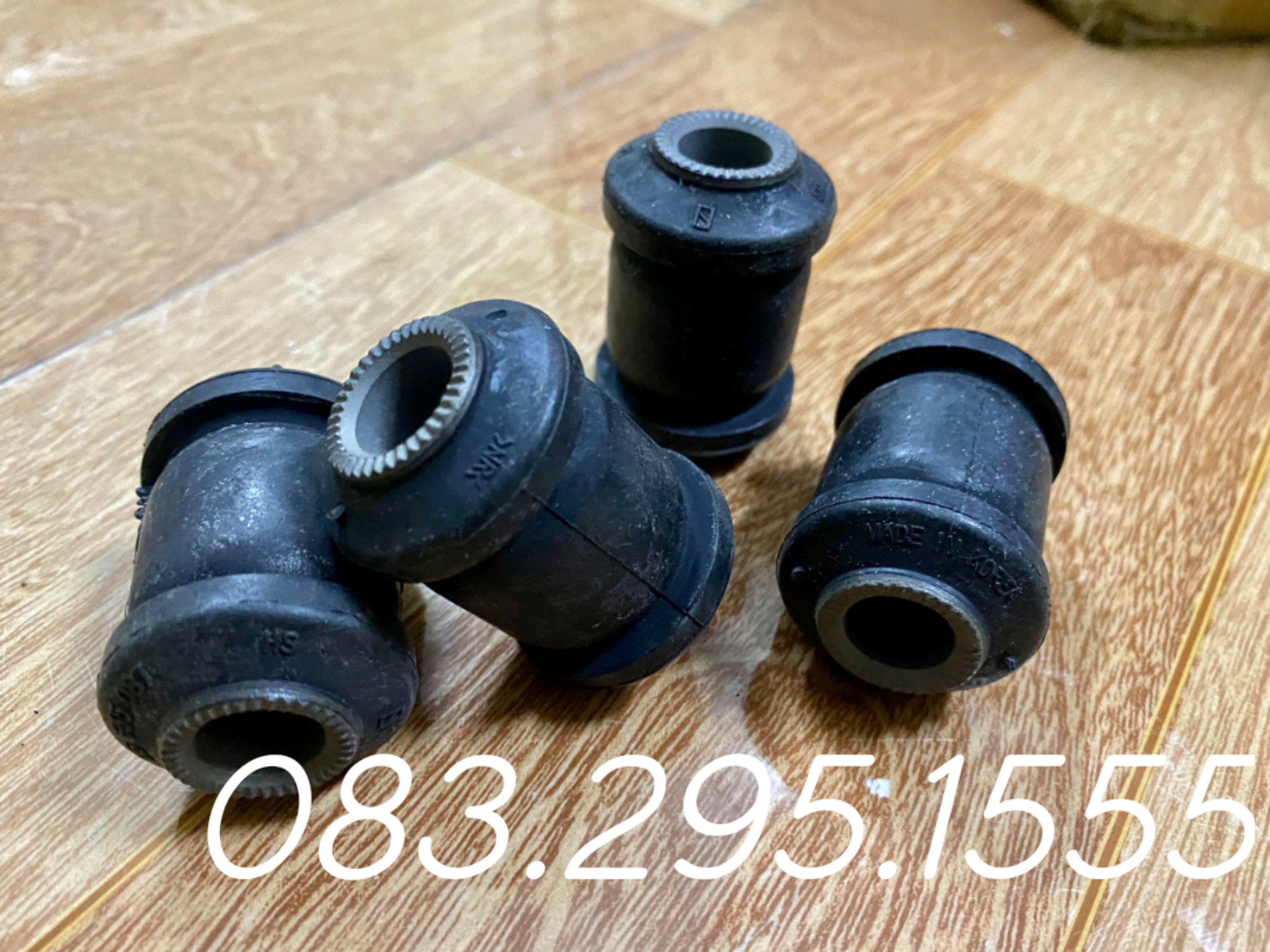 Cao su càng a Gentra , Aveo 12 ( giá 1 quả , quả to , quả nhỏ , có phân loại )